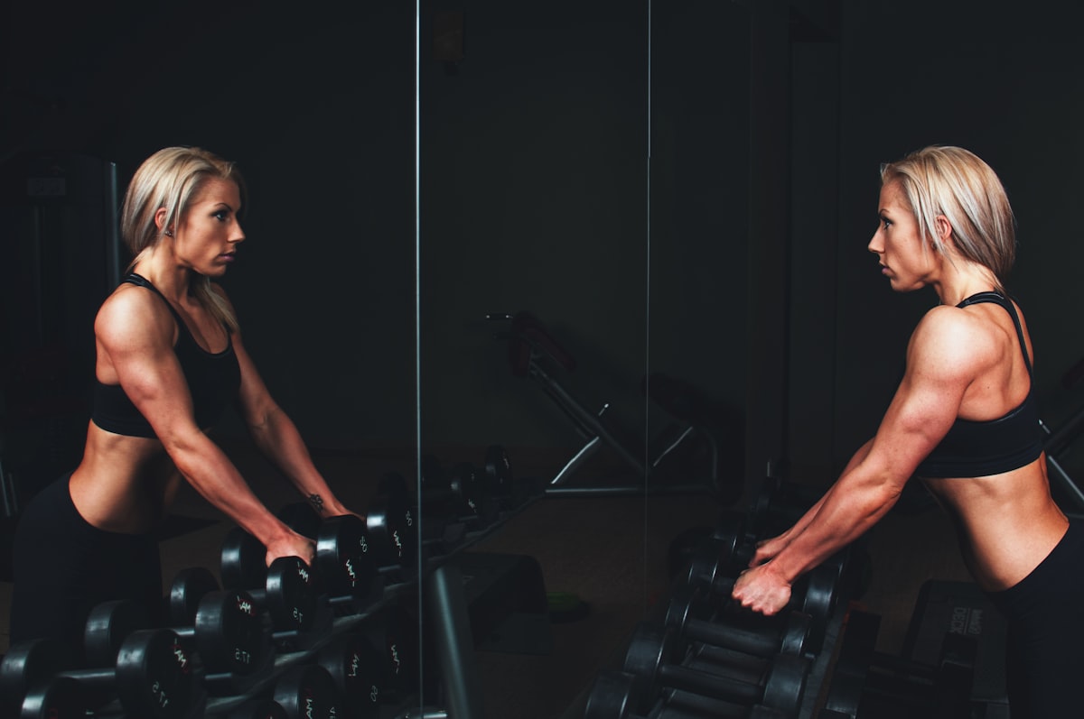 L-carnitine and amino acid supplements